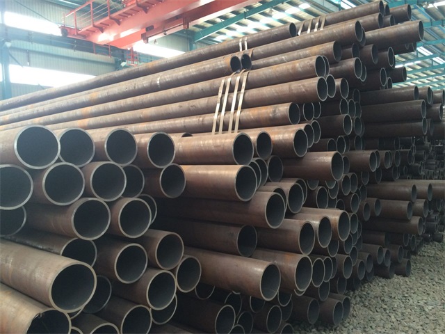阿里化肥设备用高压无缝钢管