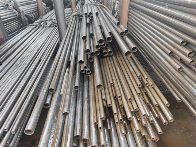 阿里精密无缝钢管销售处