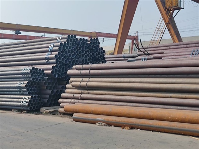 阿里无缝钢管厂切割